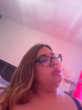 NyraMoon's Webcam Show