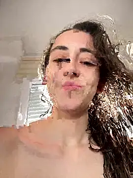 m1999m1's Live XXX Chat