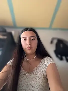 Alix_Rousses20's Webcam Show