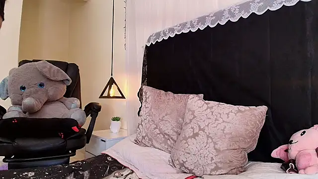 IvyBelle_ Live XXX Chat