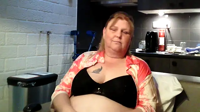 Sylviastar46 webcam show