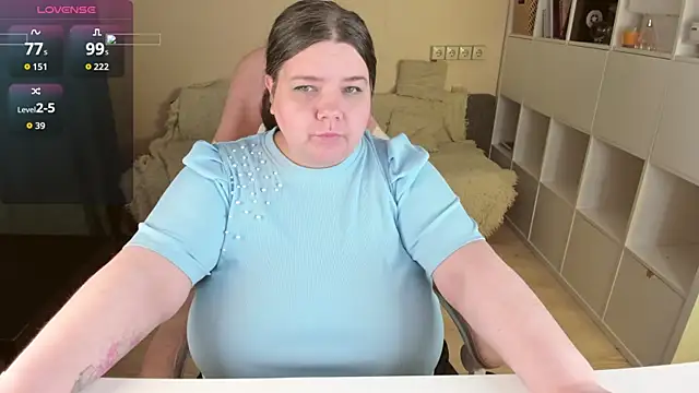 Živý XXX chat PlumPie