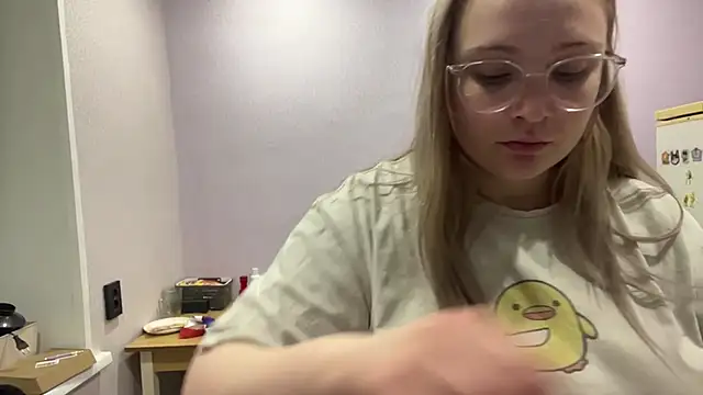 Tentecls élő XXX-chatje