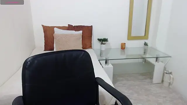 Chat XXX en directo de Scarlett_Adams_