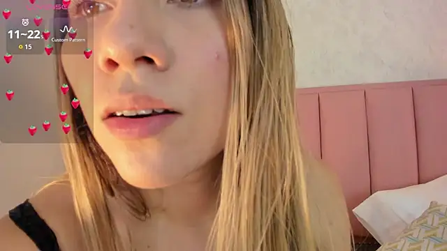 XXX chat uživo modela SUNNYCYRUS