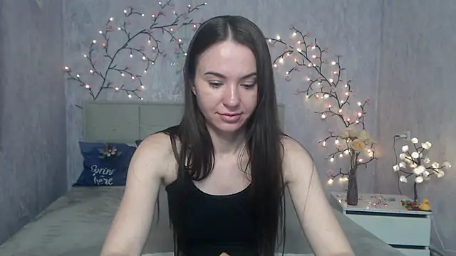 KaraCriegs élő XXX-chatje