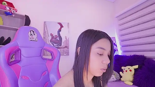 madelyn_rose_ élő XXX-chatje