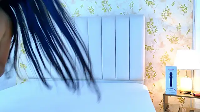 دردشة Khloe_Moon الجنسية المباشرة