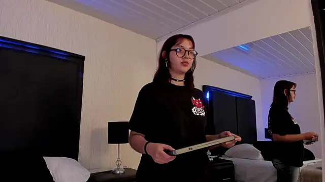 LilithBluum Live XXX-chat