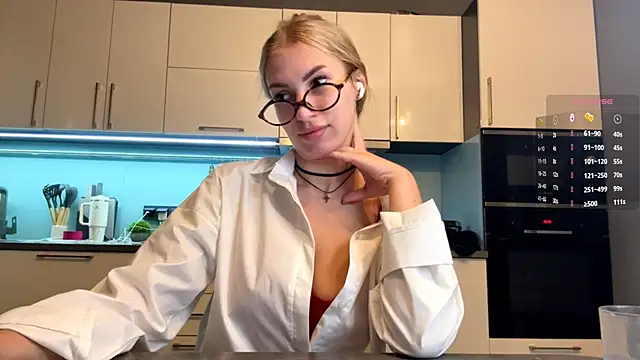 SoftnessMila 网络视讯表演