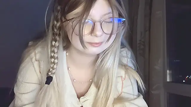Chat +18 de YukiBlush ao vivo