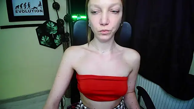 EmillyPlay Live XXX Chat