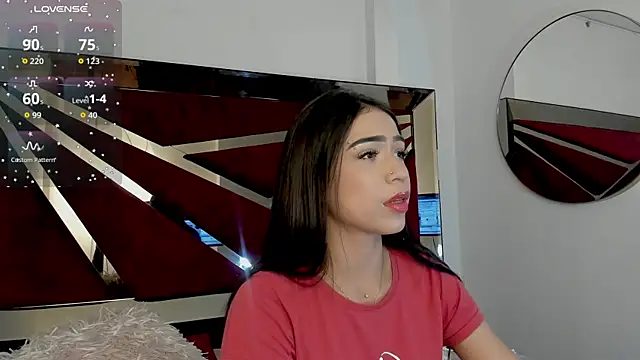 FaloonRoussel live XXX chat