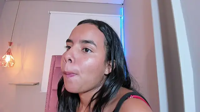 Roxy_Stonee – Live XXX-chat