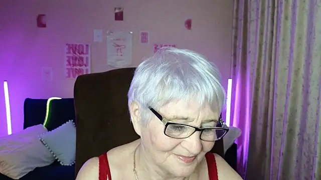 Sandra_Snowflake live XXX chat