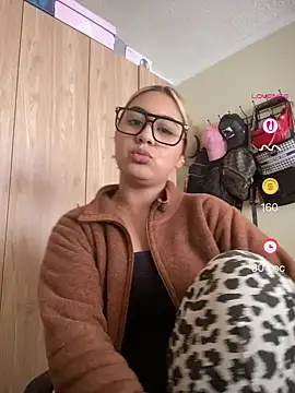 Miabonnett_ Webcam Show