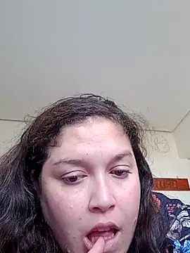 DEUSA_VAL_BBW Chat XXX in diretta