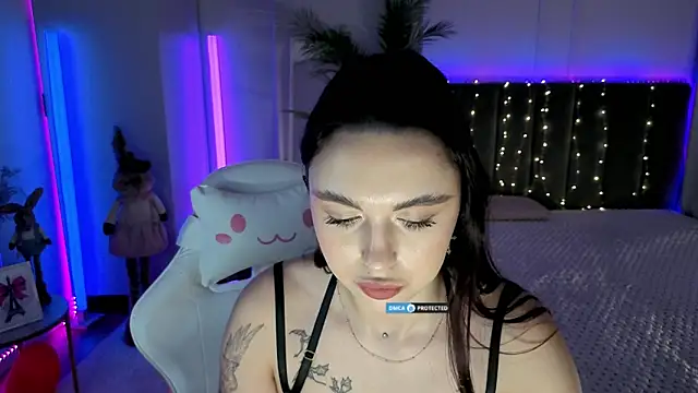 Živý XXX chat Leri_Star