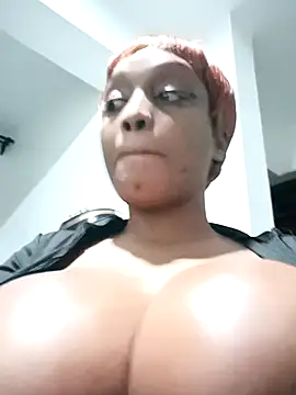 Czat XXX na żywo – Busty_Bambi
