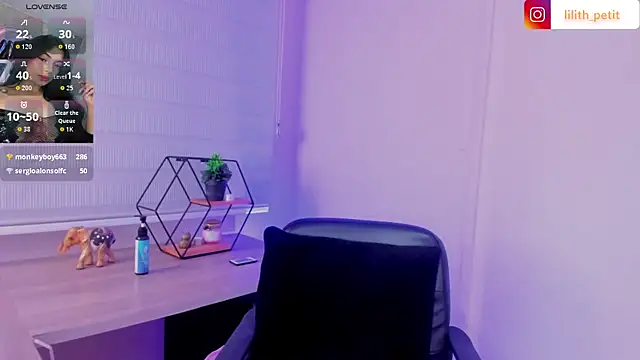 lilith_petit_'s Live XXX Chat