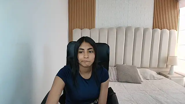 shaneelle élő XXX-chatje