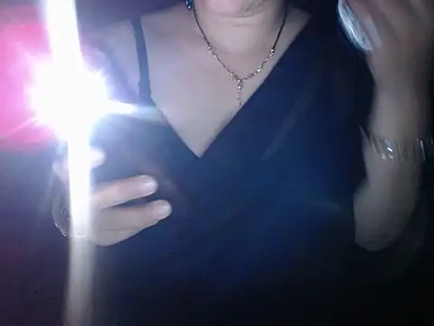 Anika09 라이브 XXX 채팅