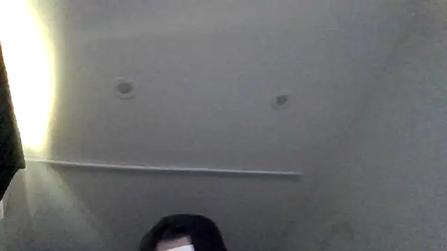 tallhungcloudzz's Webcam Show