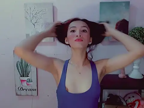 Urblossom_princessxxx Adlı Modelin Canlı XXX Sohbeti