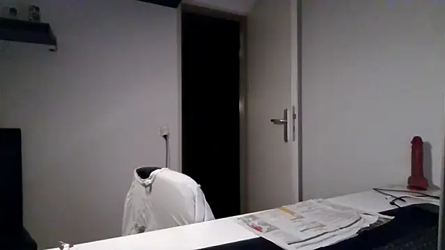 alpha-hunk Webcam show