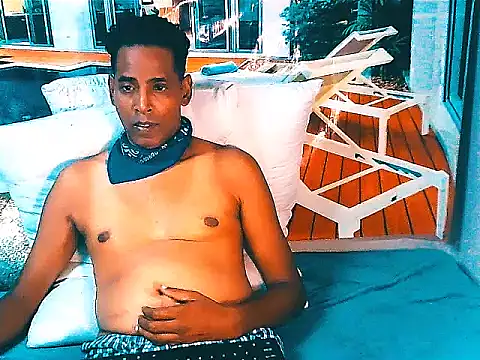 Вебкам-шоу IndianHunk01