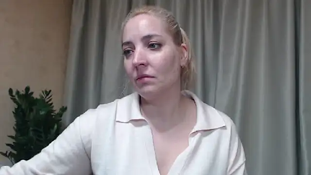 sweetpussy 网络视讯表演