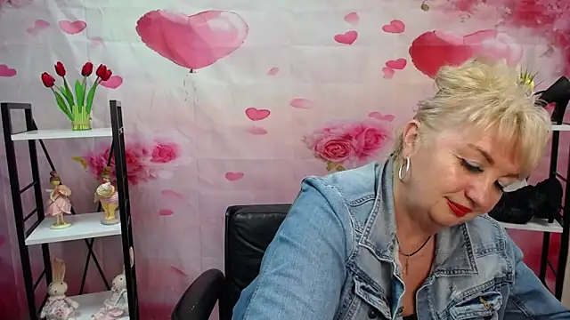 Chat +18 de RenataDaster ao vivo