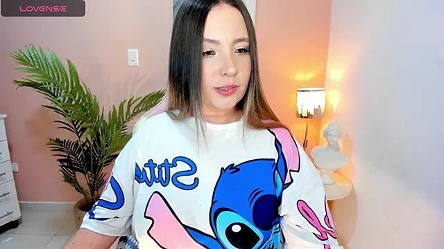 HannaMiller_1 Chat XXX in diretta