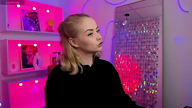 Онлайн чат XXX StephanieSweety