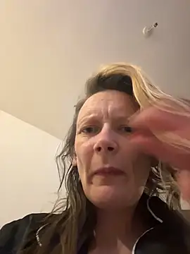 MissAmber21 webcam show