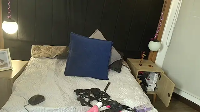 Chat XXX Live LiaMonroee_