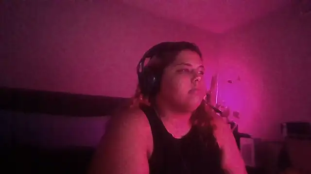 1n0nlythroat Show in webcam