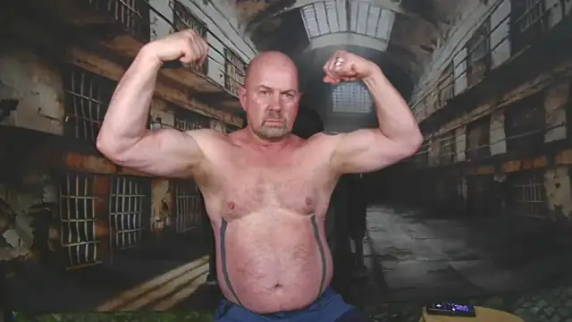 ManlyPrisonGuy Webcam-Show