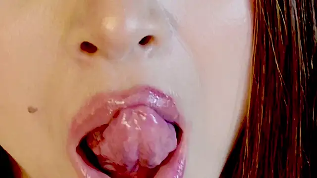 zarahdivousi's Live XXX Chat