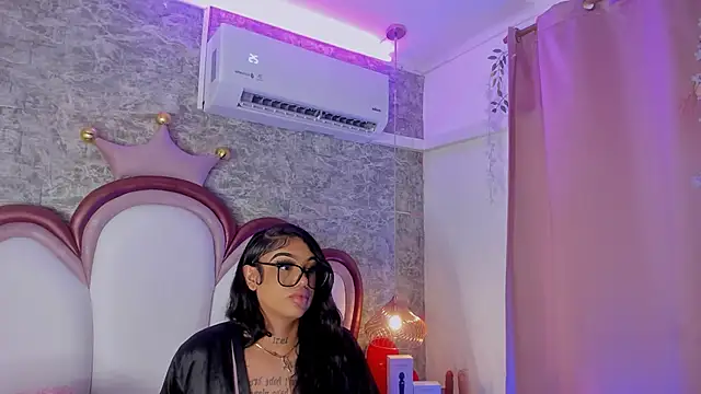 Mia_Jansen's Webcam Show