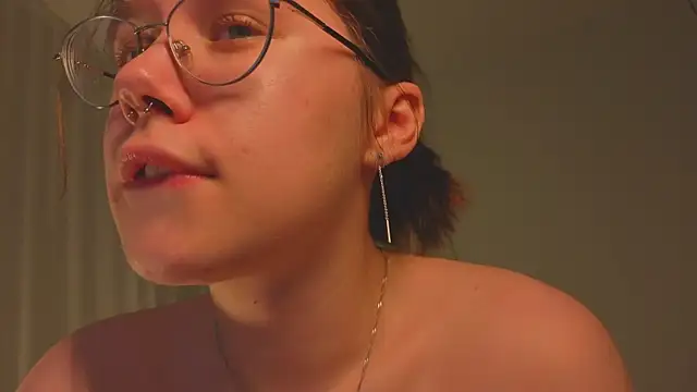 Mia_Luw Live XXX-chat