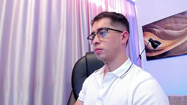 Tommas_Jhonson Live XXX-Chat