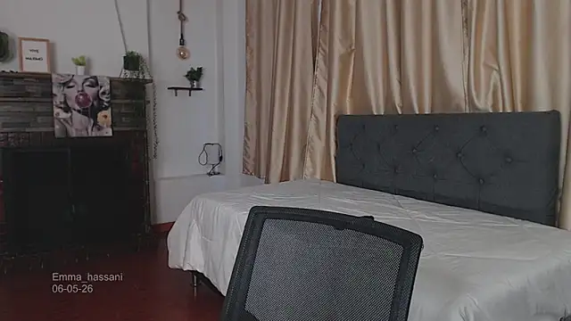 Emma_hassani Live XXX Chat