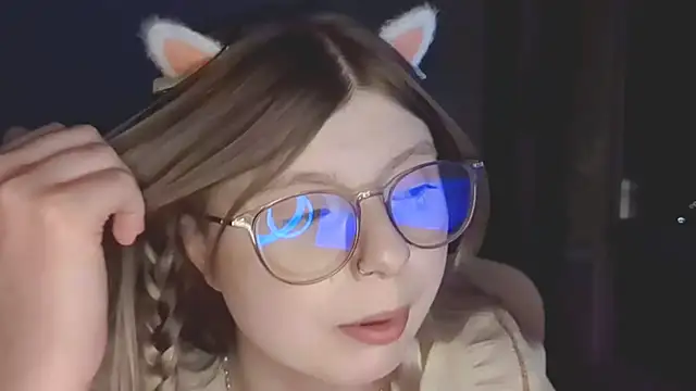 YukiBlush Chat XXX in diretta