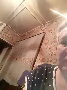 Cerd_Ayaz élő XXX-chatje