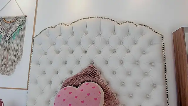 Sara_funy Chat XXX live