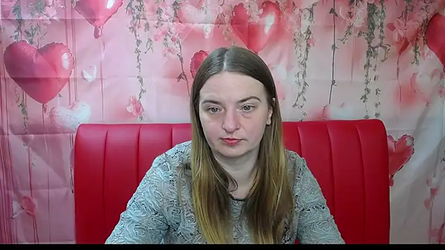 FreyaDak Chat XXX in diretta