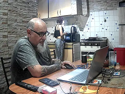 lacoloyelpela25 Live XXX-Chat