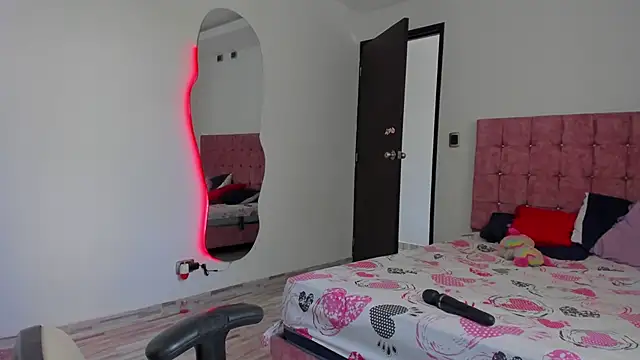 cora_22n Live XXX chat