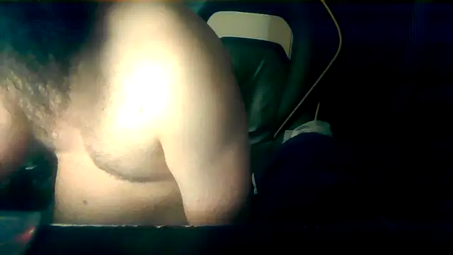 Show modela LondonMan1988 na web-kameri
